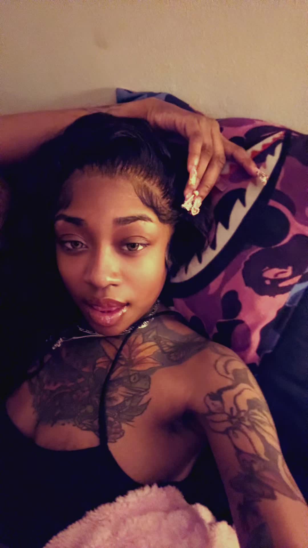 @MzHeadTurna