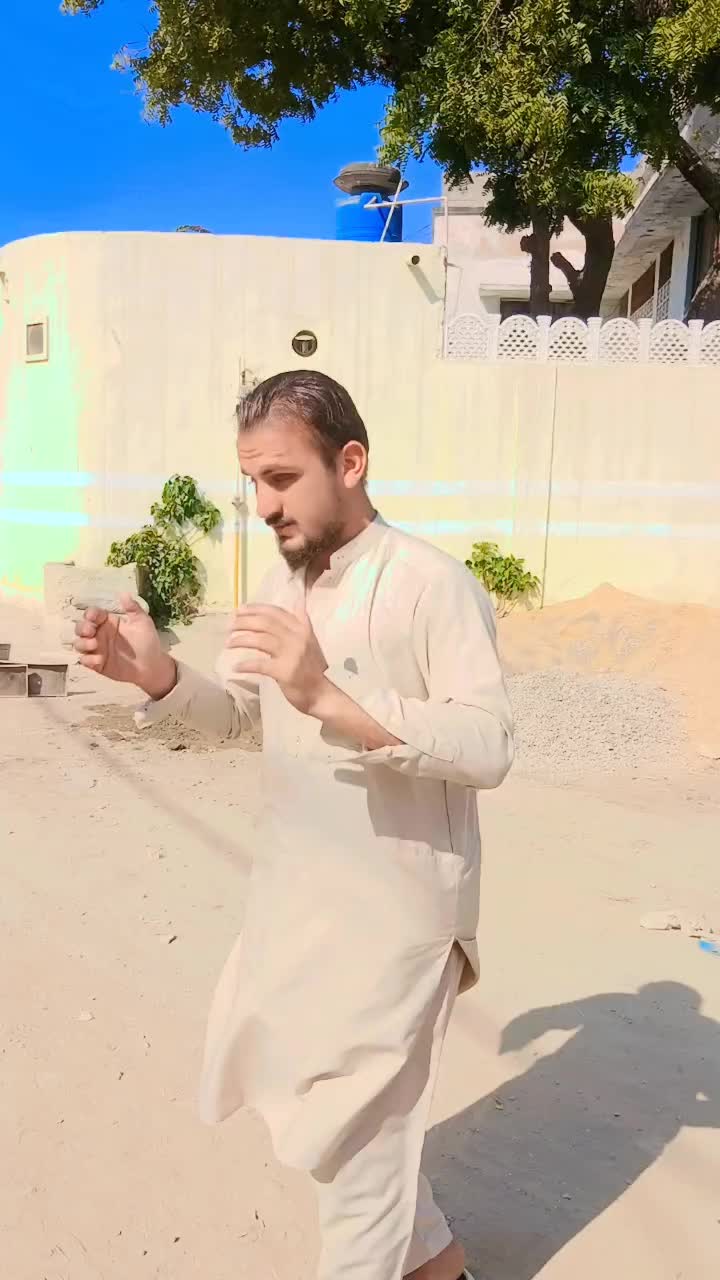 @Sabtain haider Khan hoti 999
