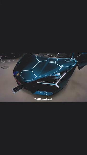 @Luxurious Trillionaire®