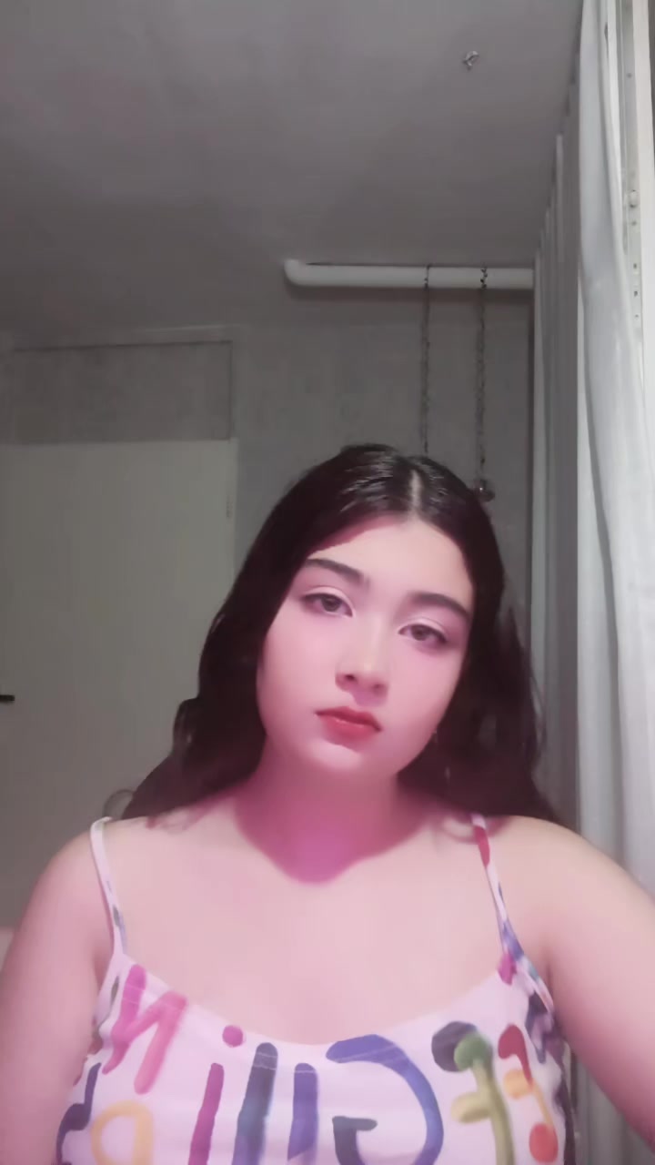 @𝐻𝑒𝓁𝒾𝒶 🐇💕
