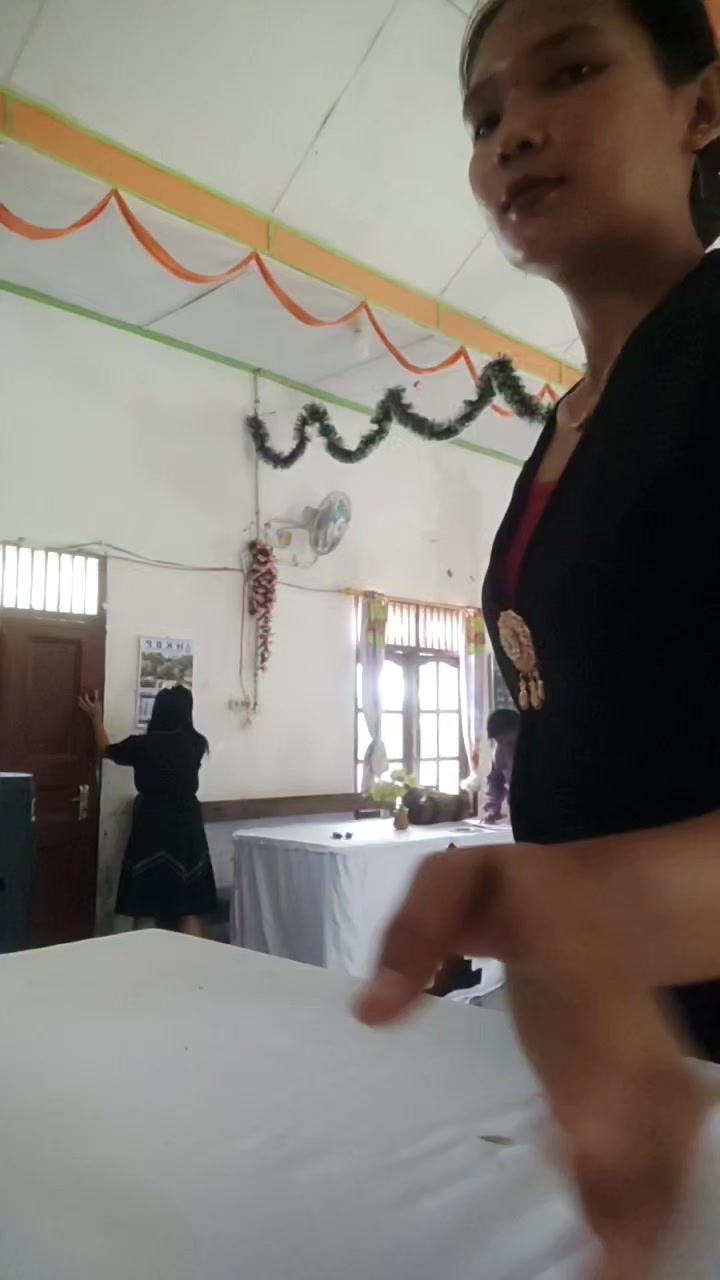 @Rebecca sidabalok