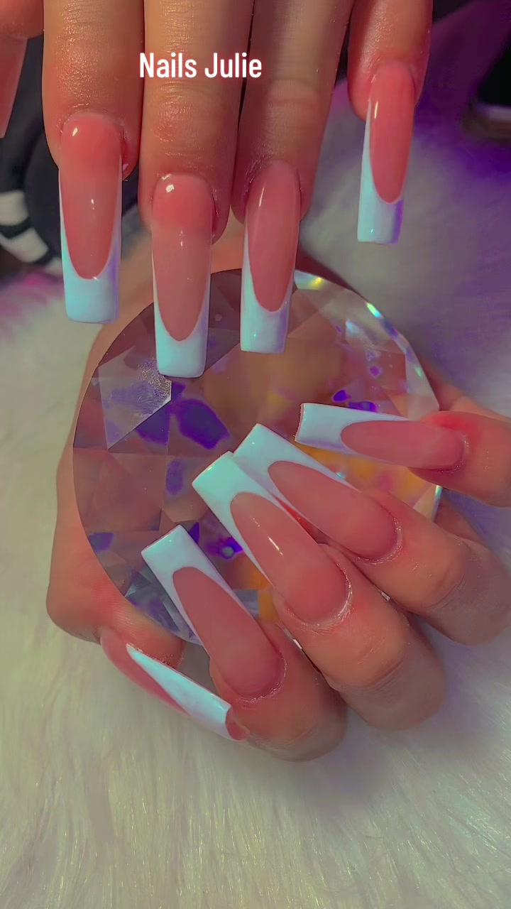 @NAILS JULIE