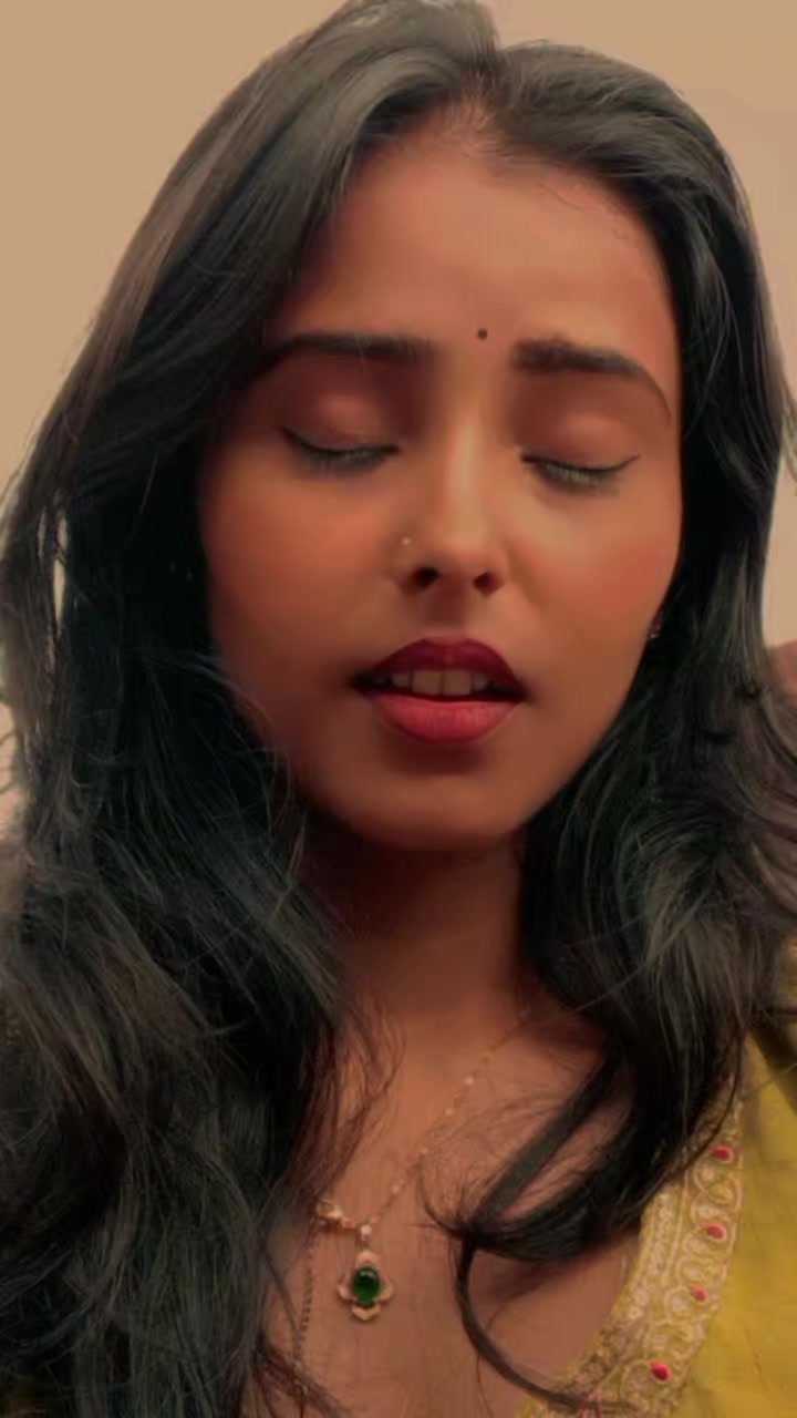 @rakhi thakur🌸🕊️