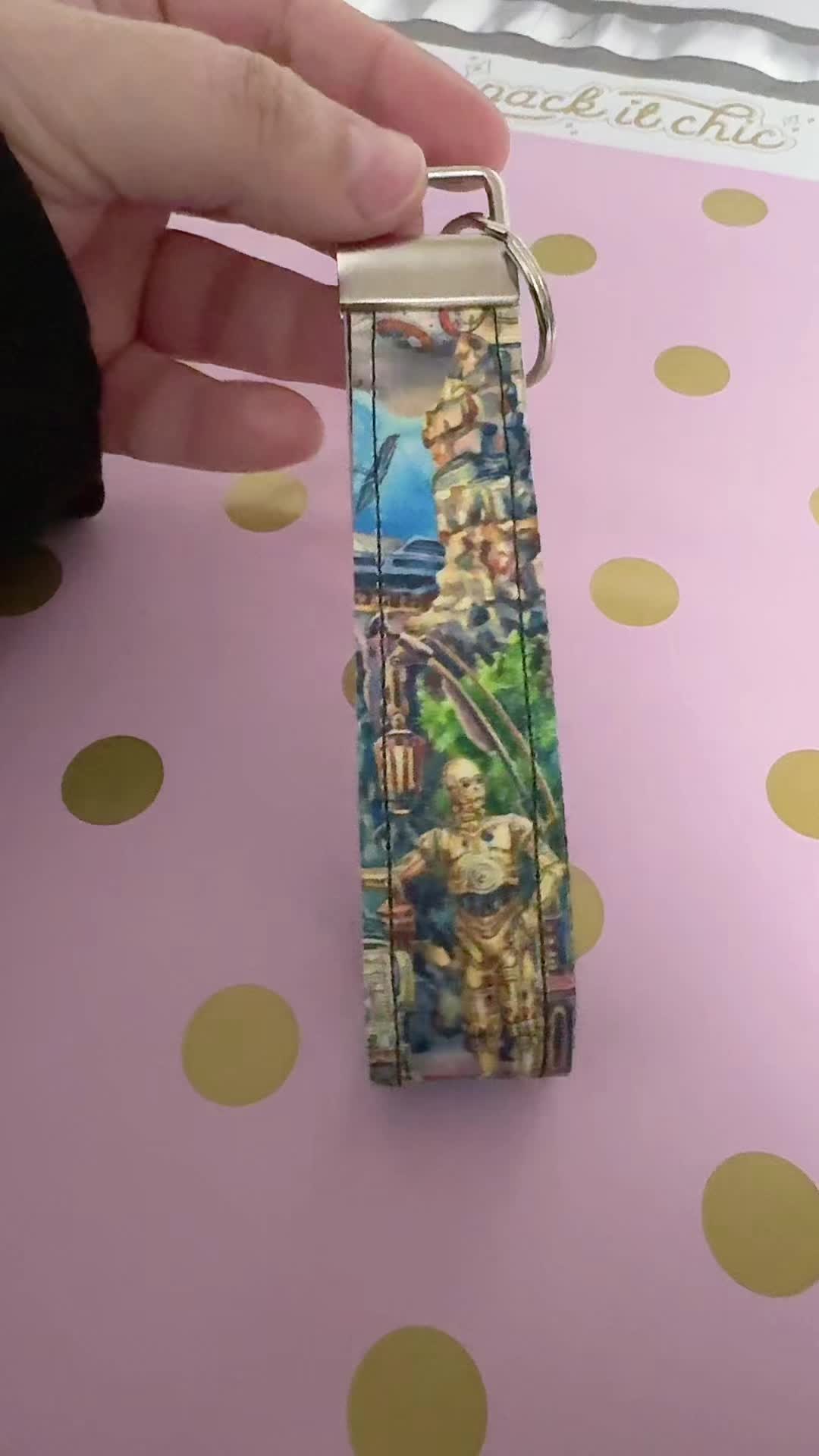 @NikkolieCrafts