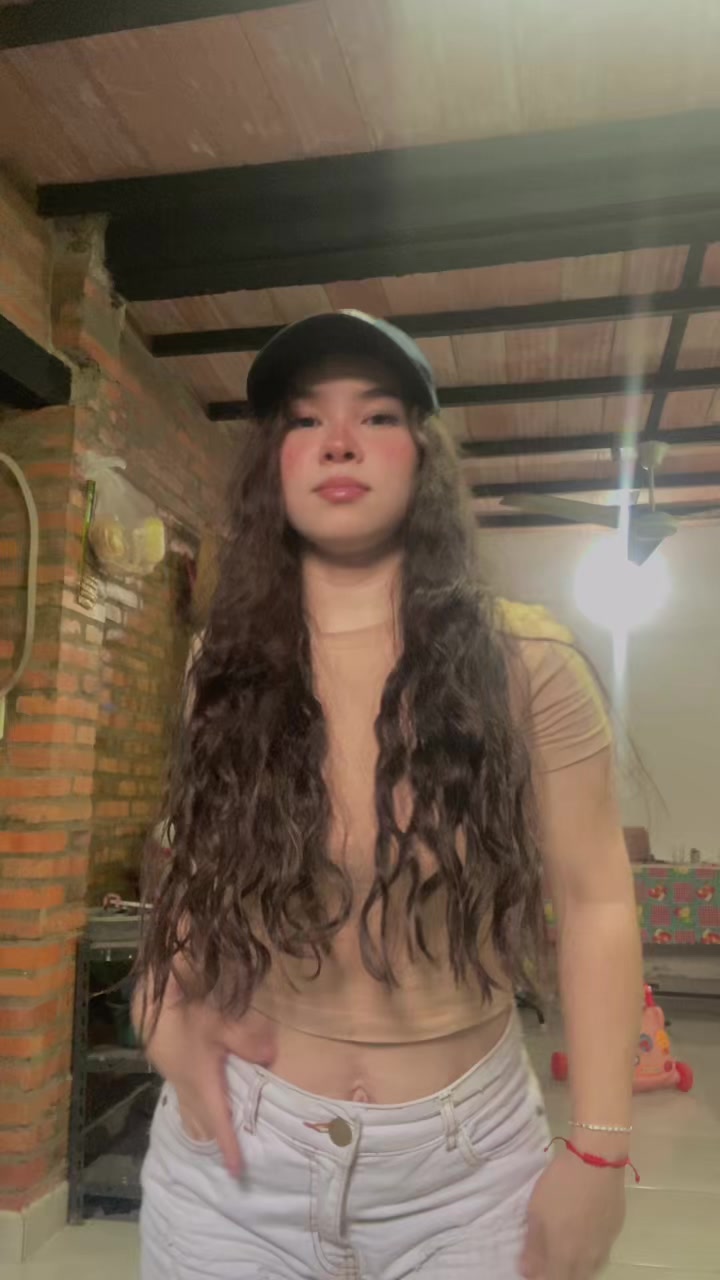 @andrea.