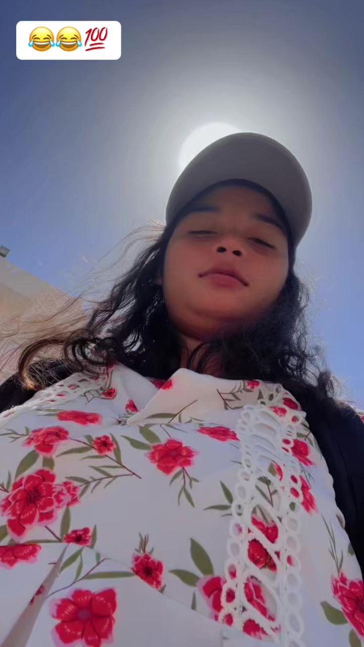 @(Nishubattra) world queen 👸