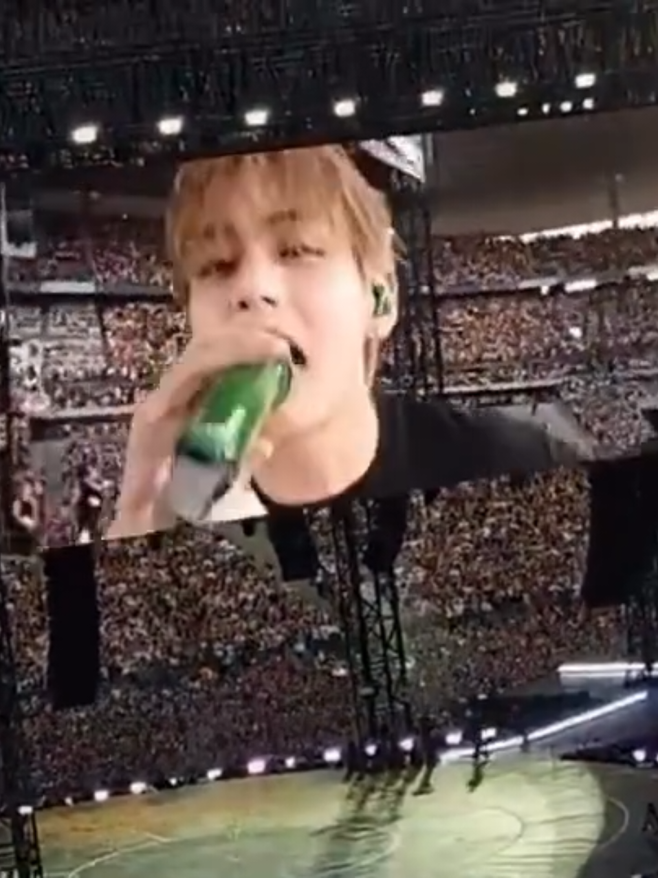 @๐จ๐ฆ๐ช_๐ญ๐ฒ๐ฏ๐ญ๐ฉ๐ข(โ´โก`โ)