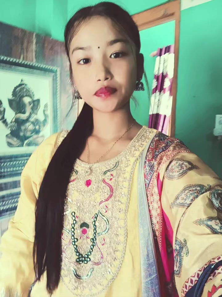 @युनिshaaa..☘️