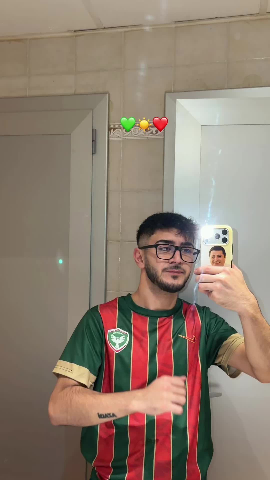 @ozgurseyrn1