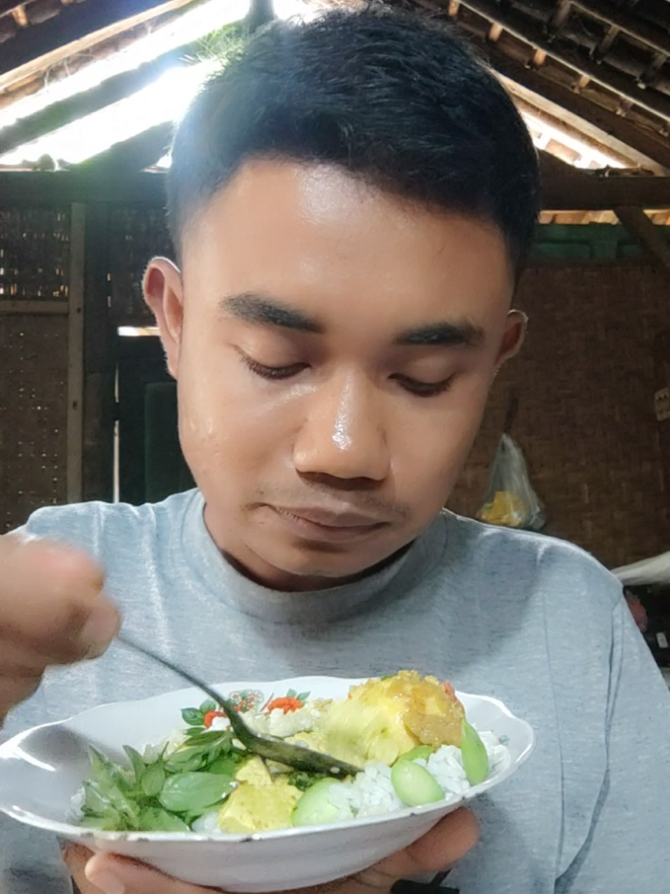 @Sinoman Njayan