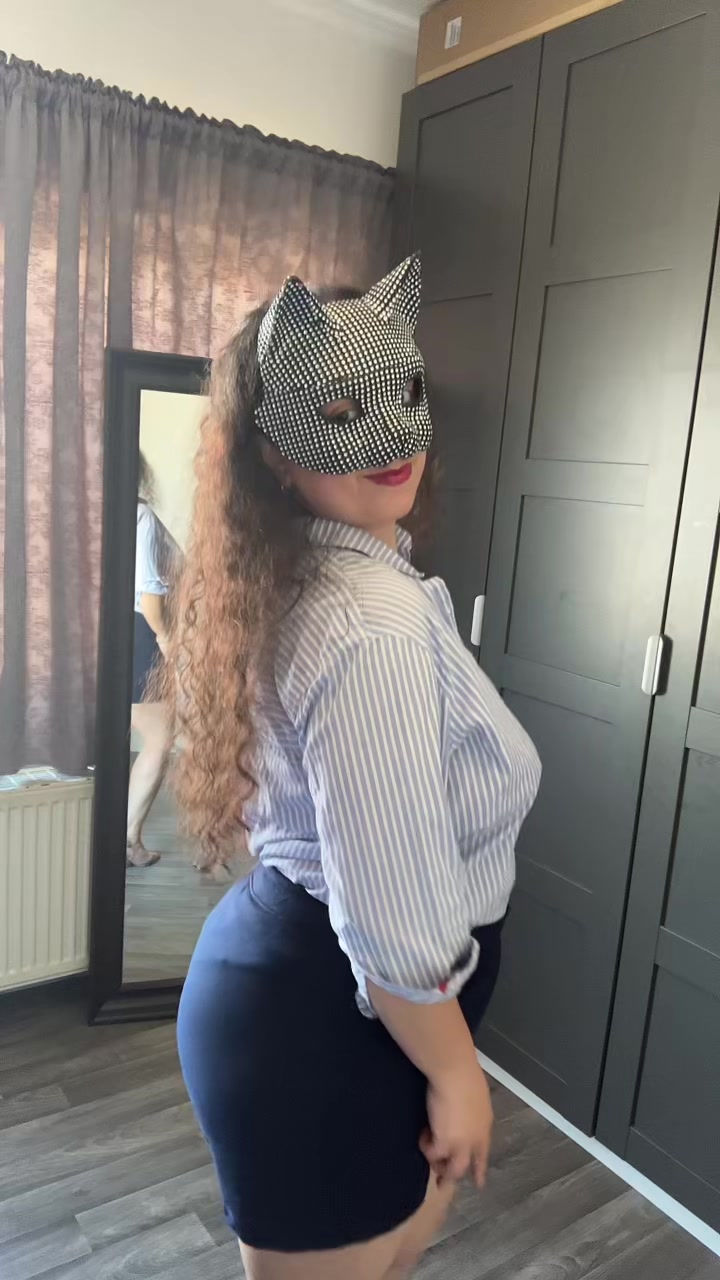 @aveliamoon