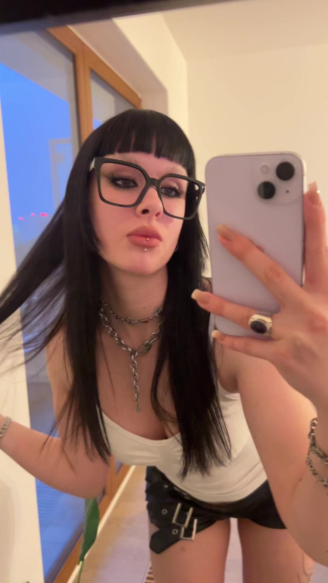 @DAMINIKA