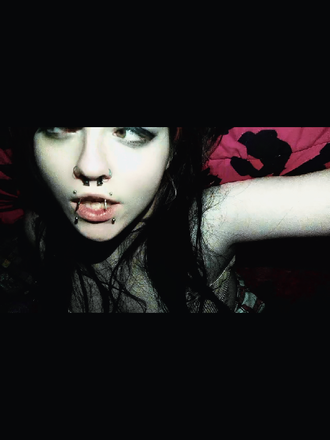 @SC3N3BBY<3