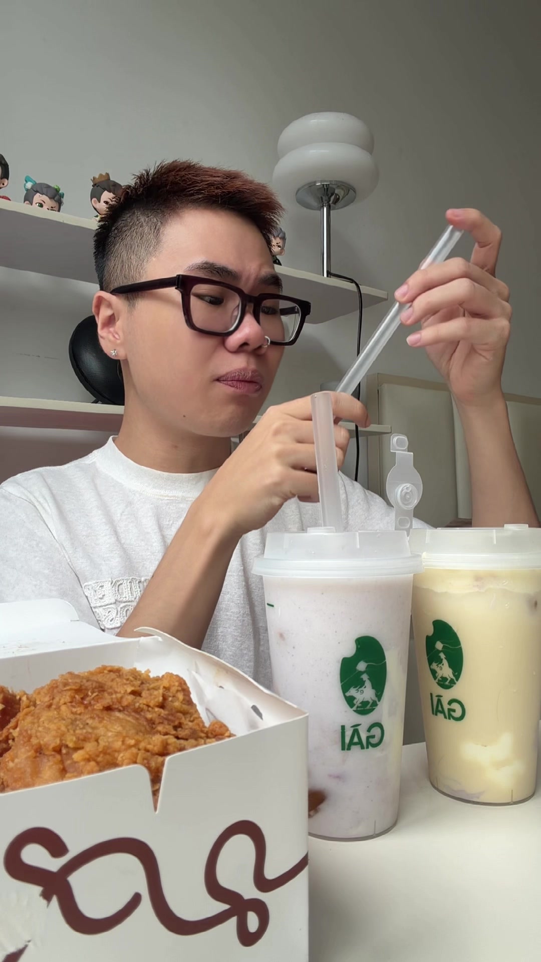 @Ngo&aacute;c Shinh