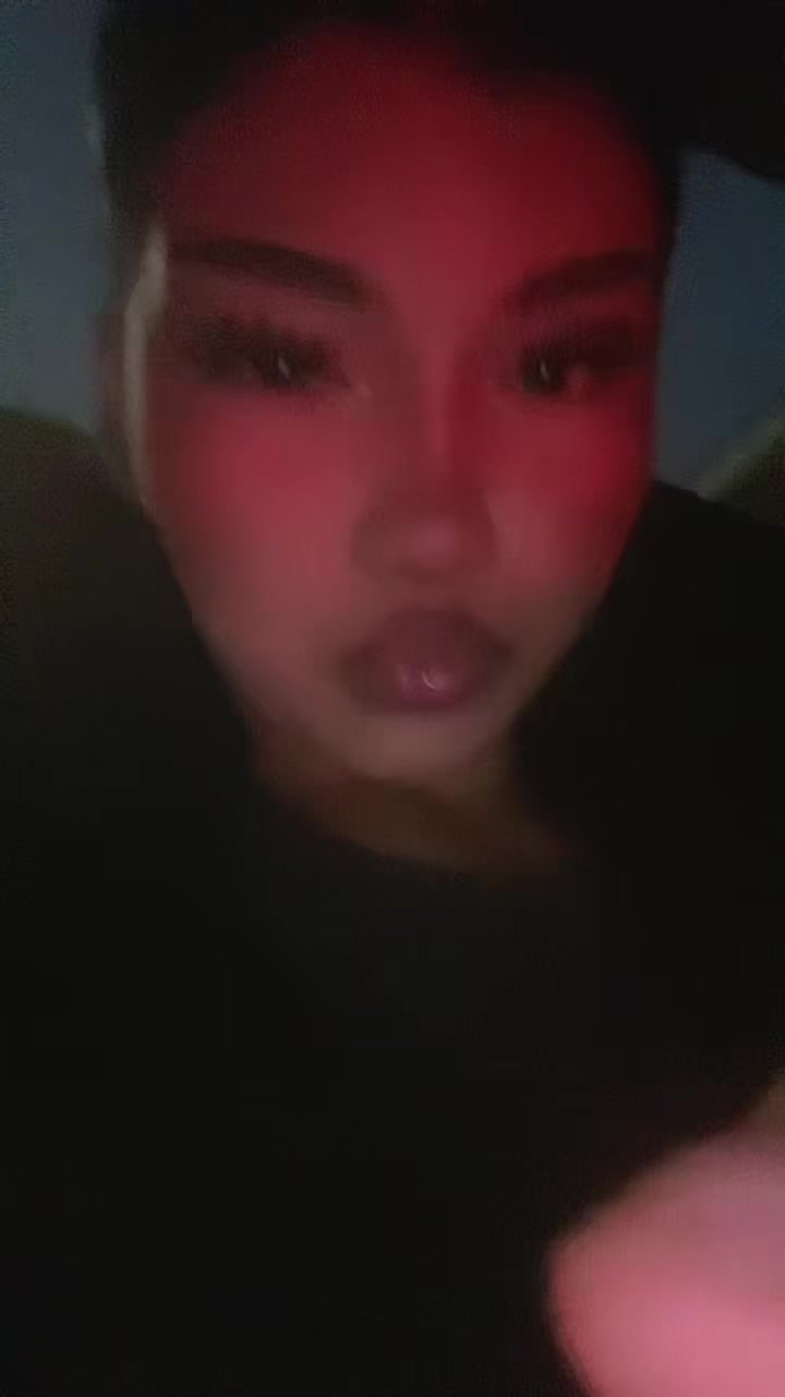 @лора