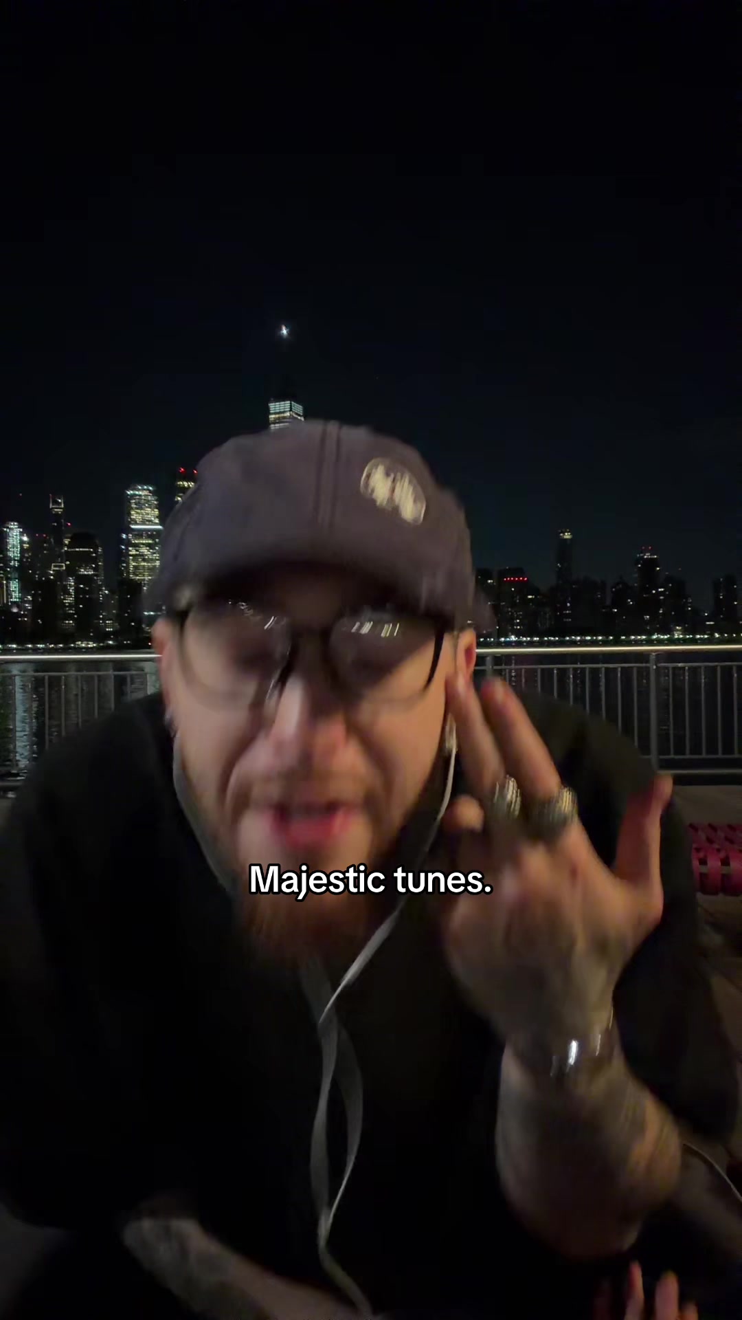 @Fezz