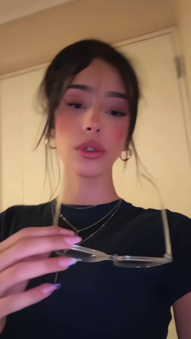 @ariannaaa