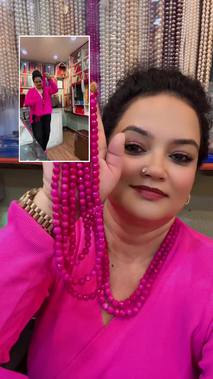 @🧿Divya thakuri 🧿( designer )