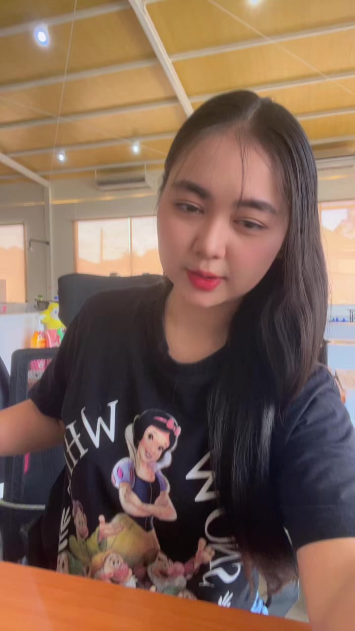 @พลอยไง🇹🇭🇲🇲(6.6M)