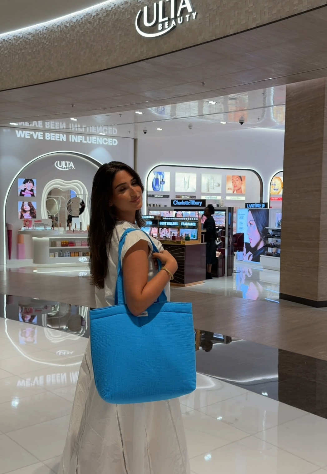 @naya moghraby