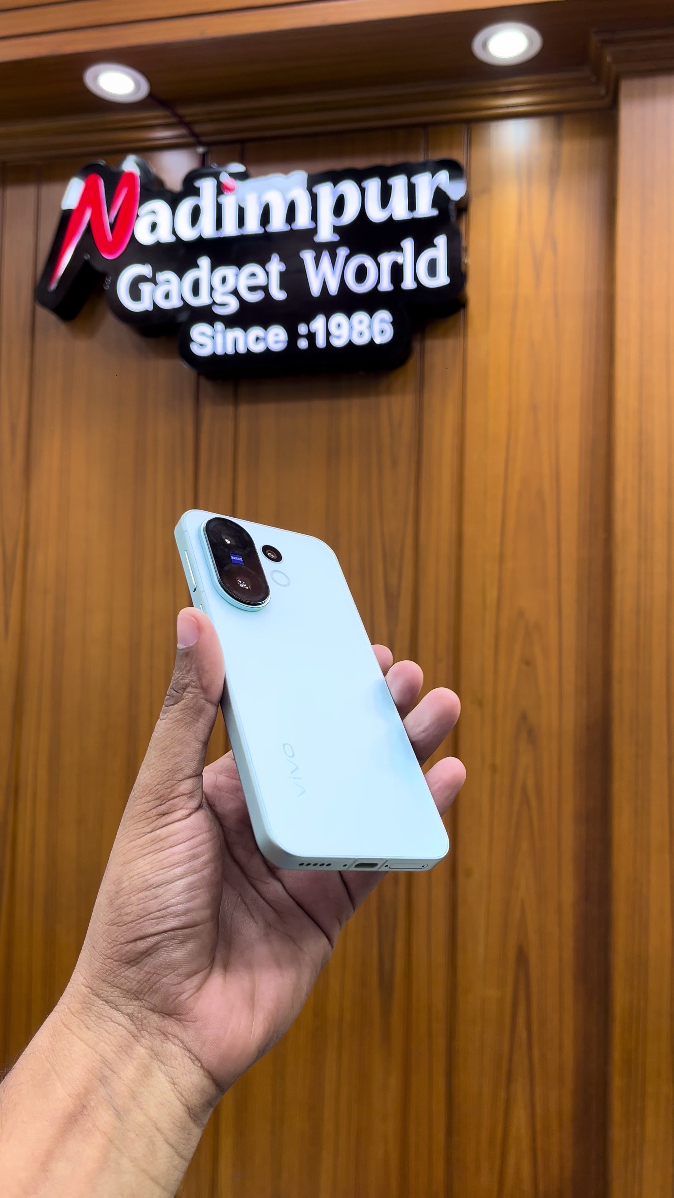 @Nadimpur Gadget World