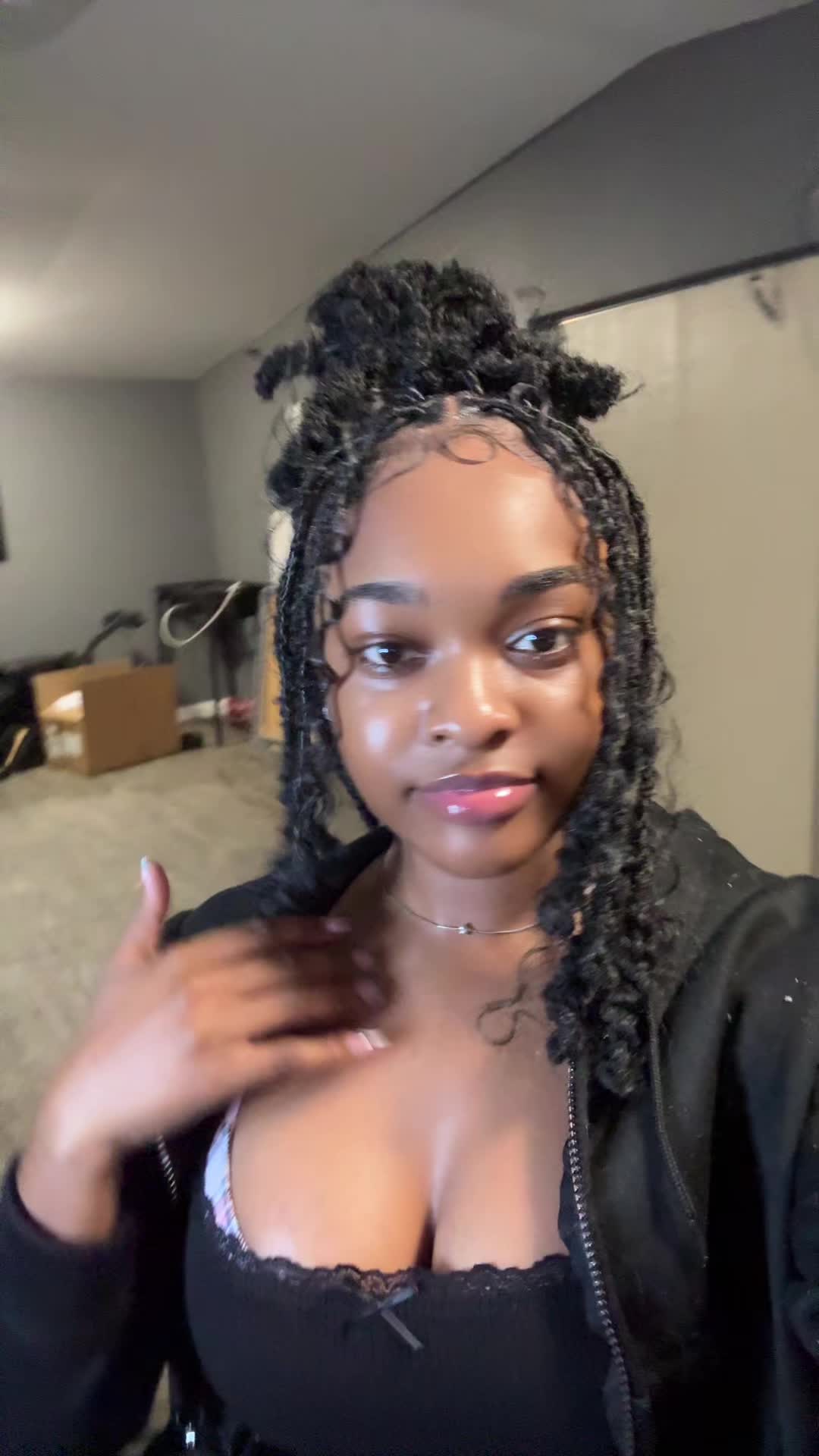 @Nana