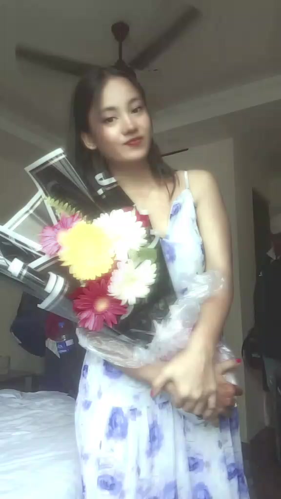 @tharuni 💗queen 😘😘