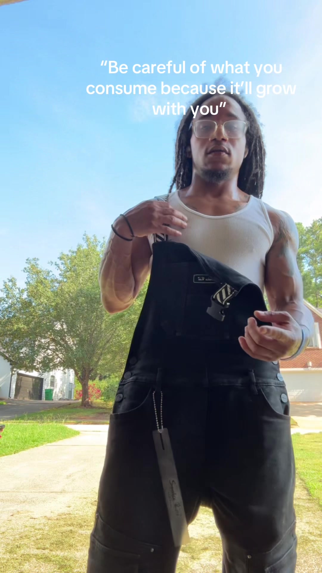 @YT: Mr. CanIDoYourNails?
