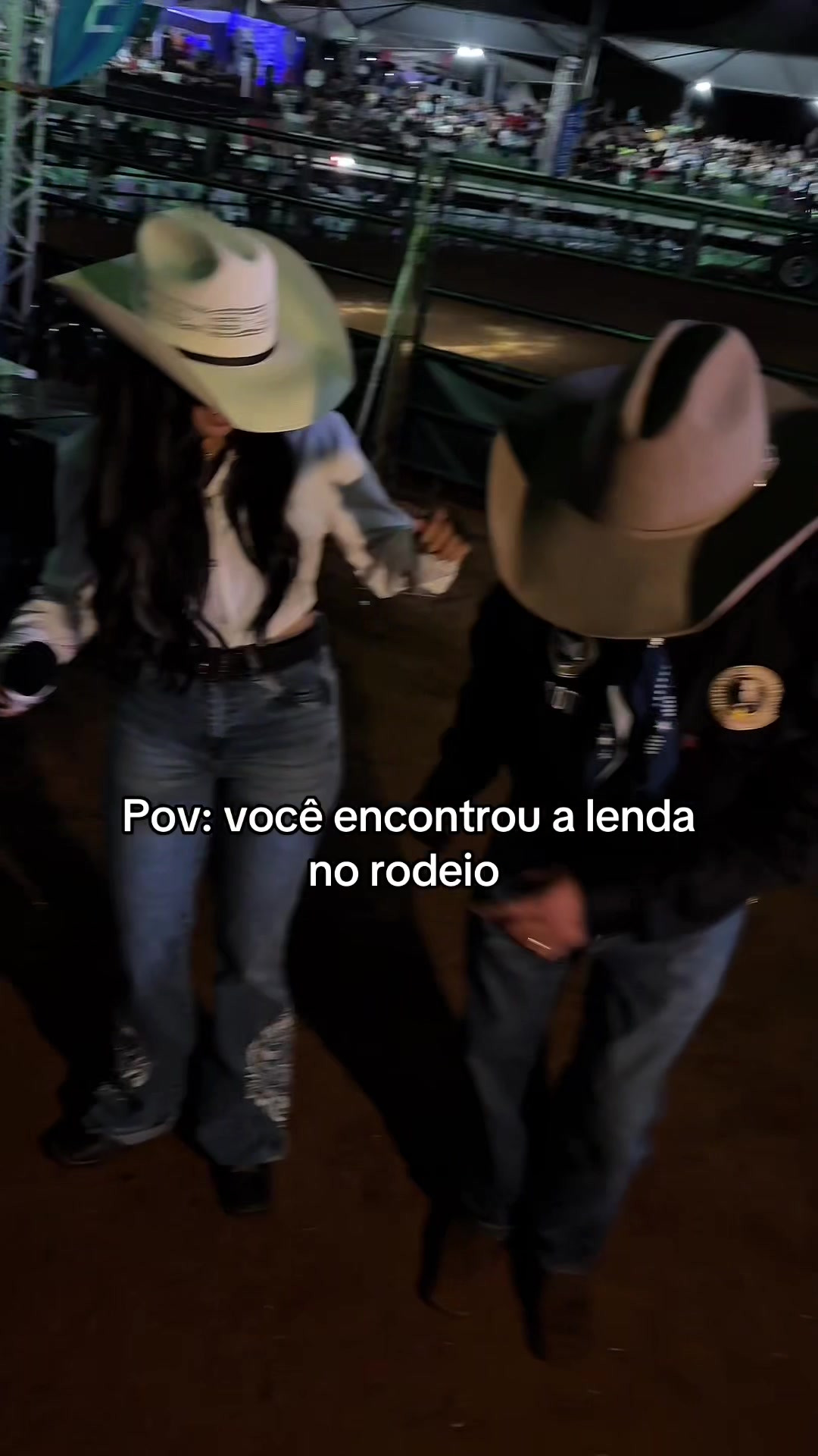 @Ai Tati