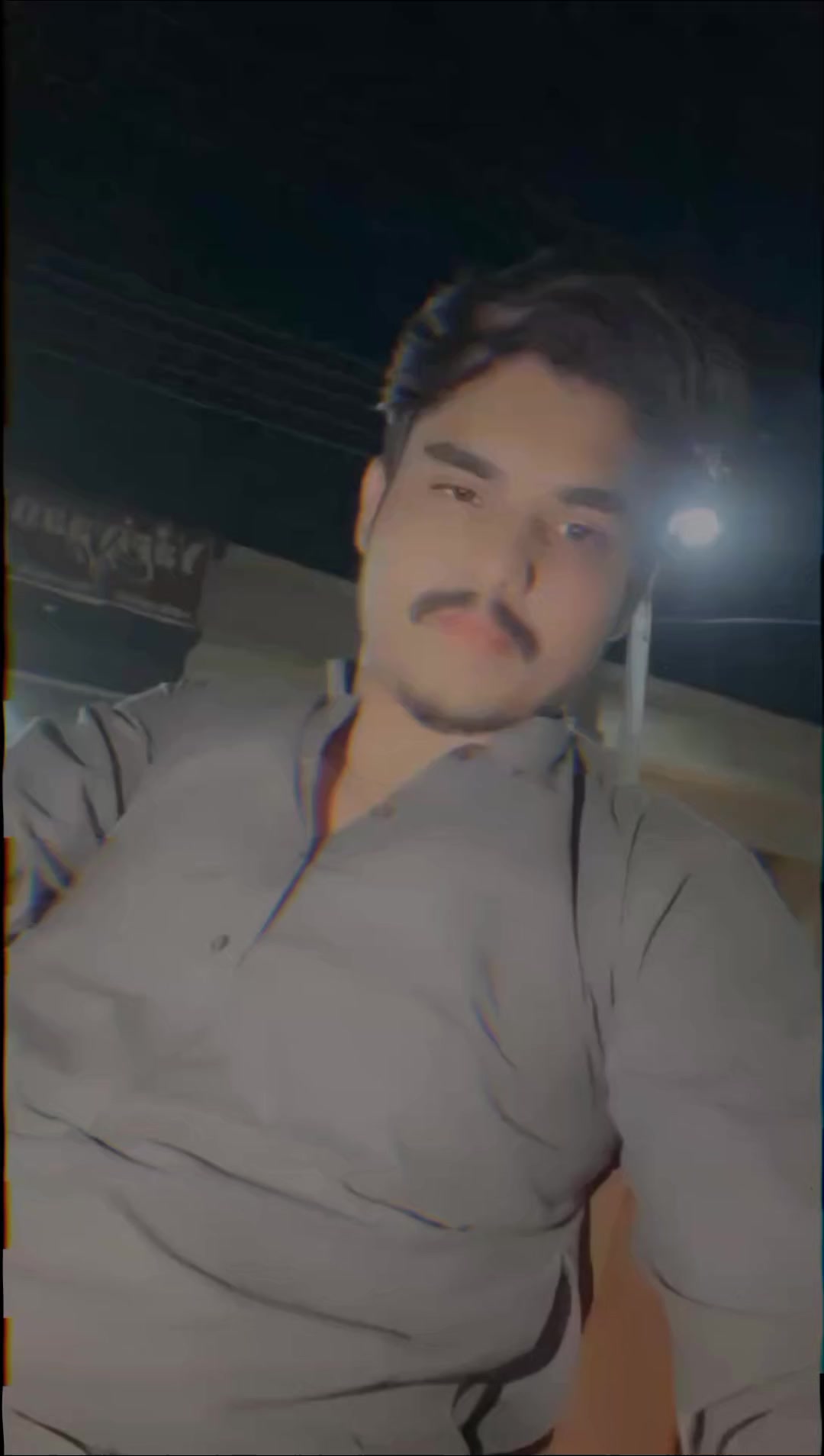 @Zeeshu 👑