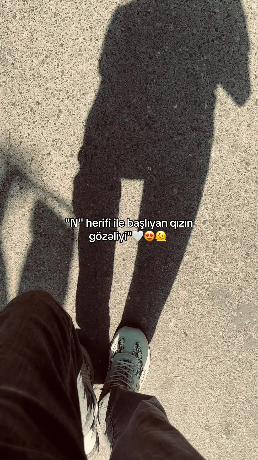@𝑬𝒍𝒊𝒊✍️