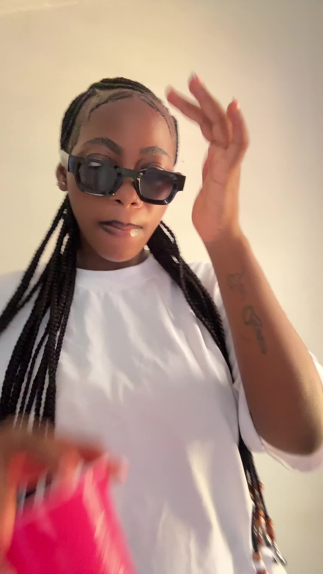 @GEE QUEEN