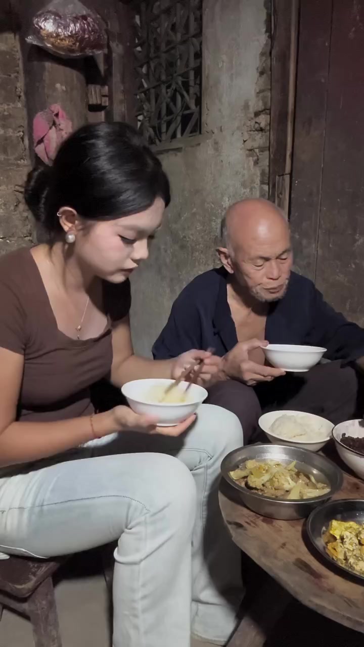 @Yueyue c&ocirc; đơn qu&aacute;