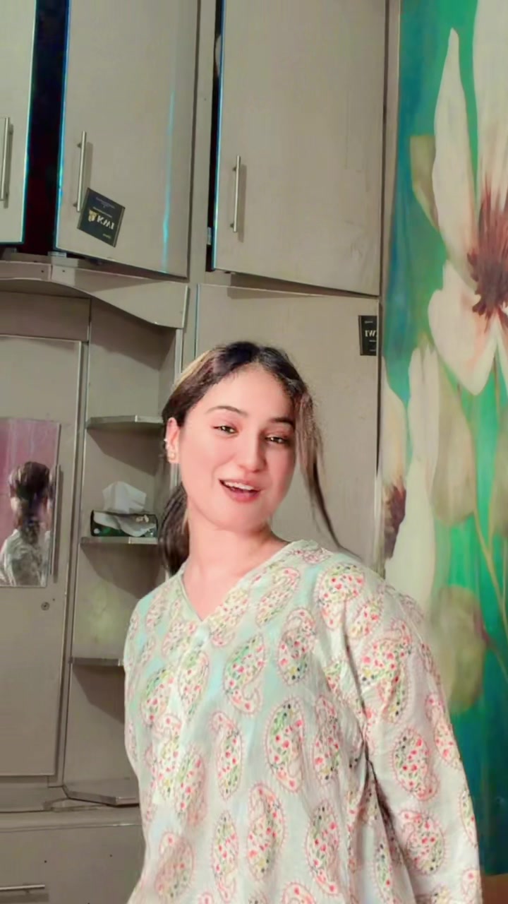 @🦋MeHaK offiCial 🦋