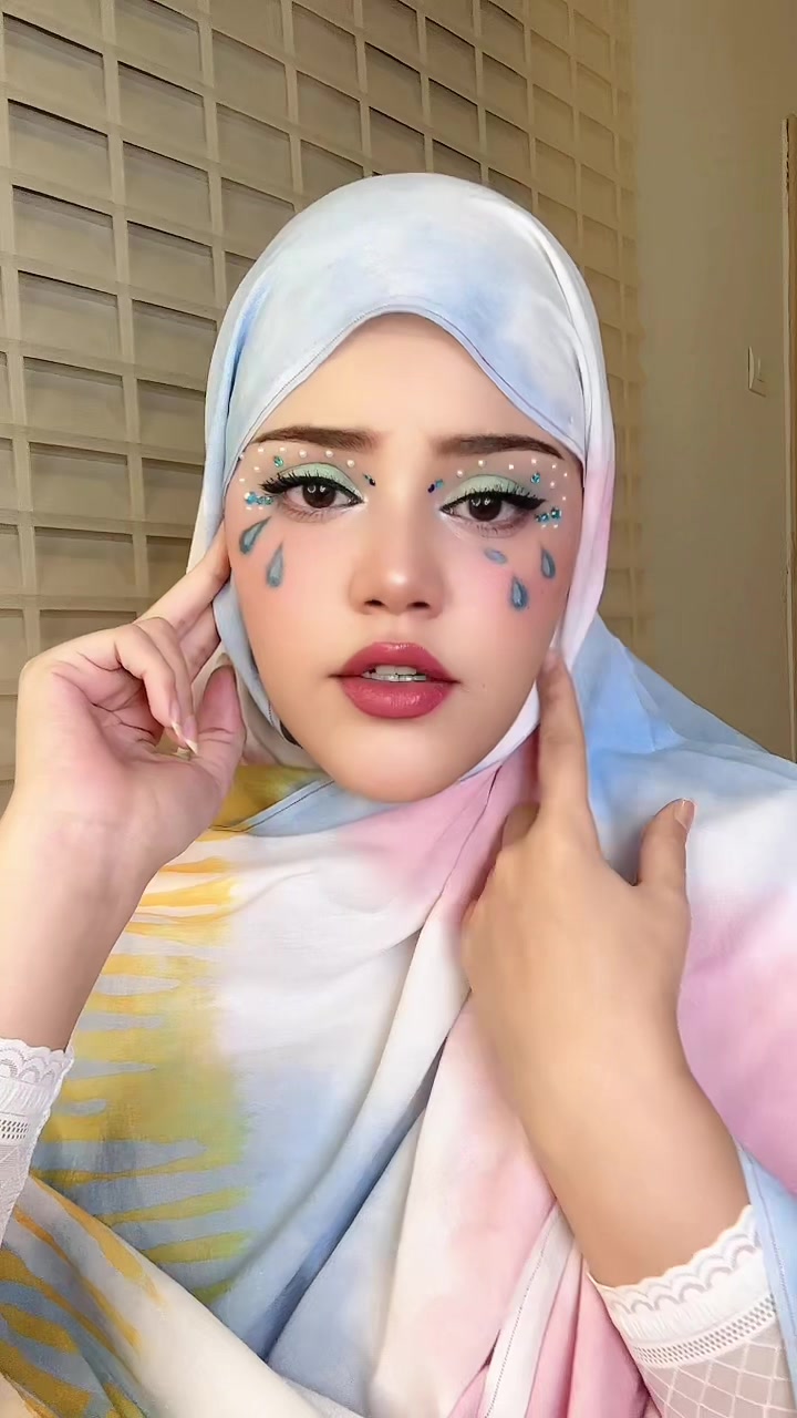 @حنين حمدي
