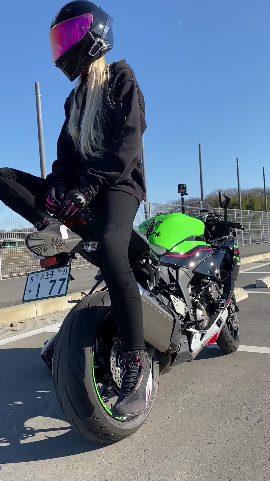 @Anya hates riding 🦄 🫧