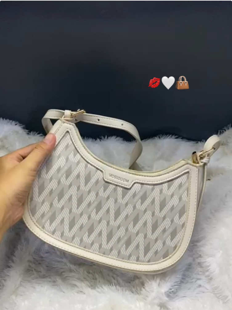 @ayuria_mustika03