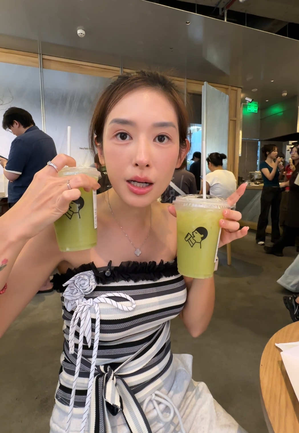 @Chelee เชลี
