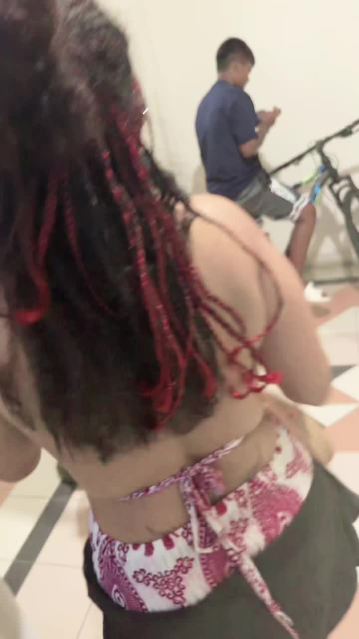 @Thehellgirl23