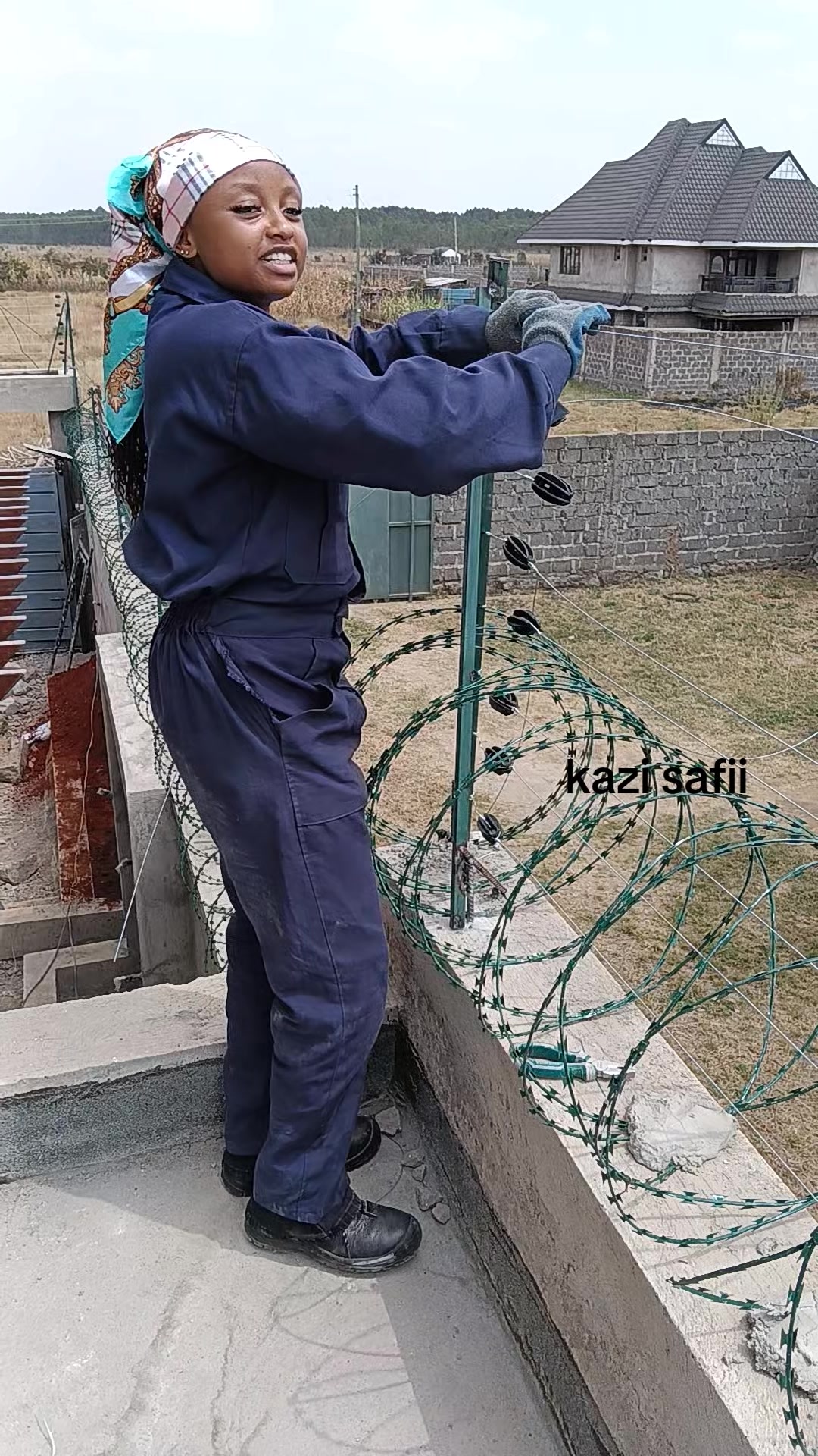 @Nelly Electrician