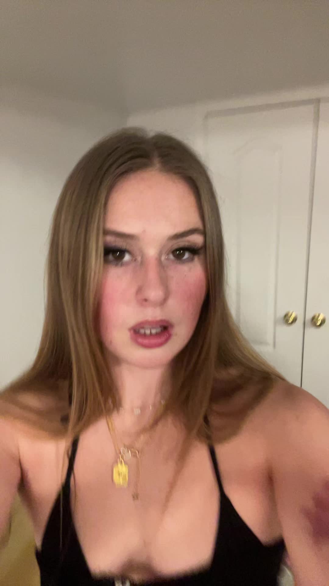 @Elise