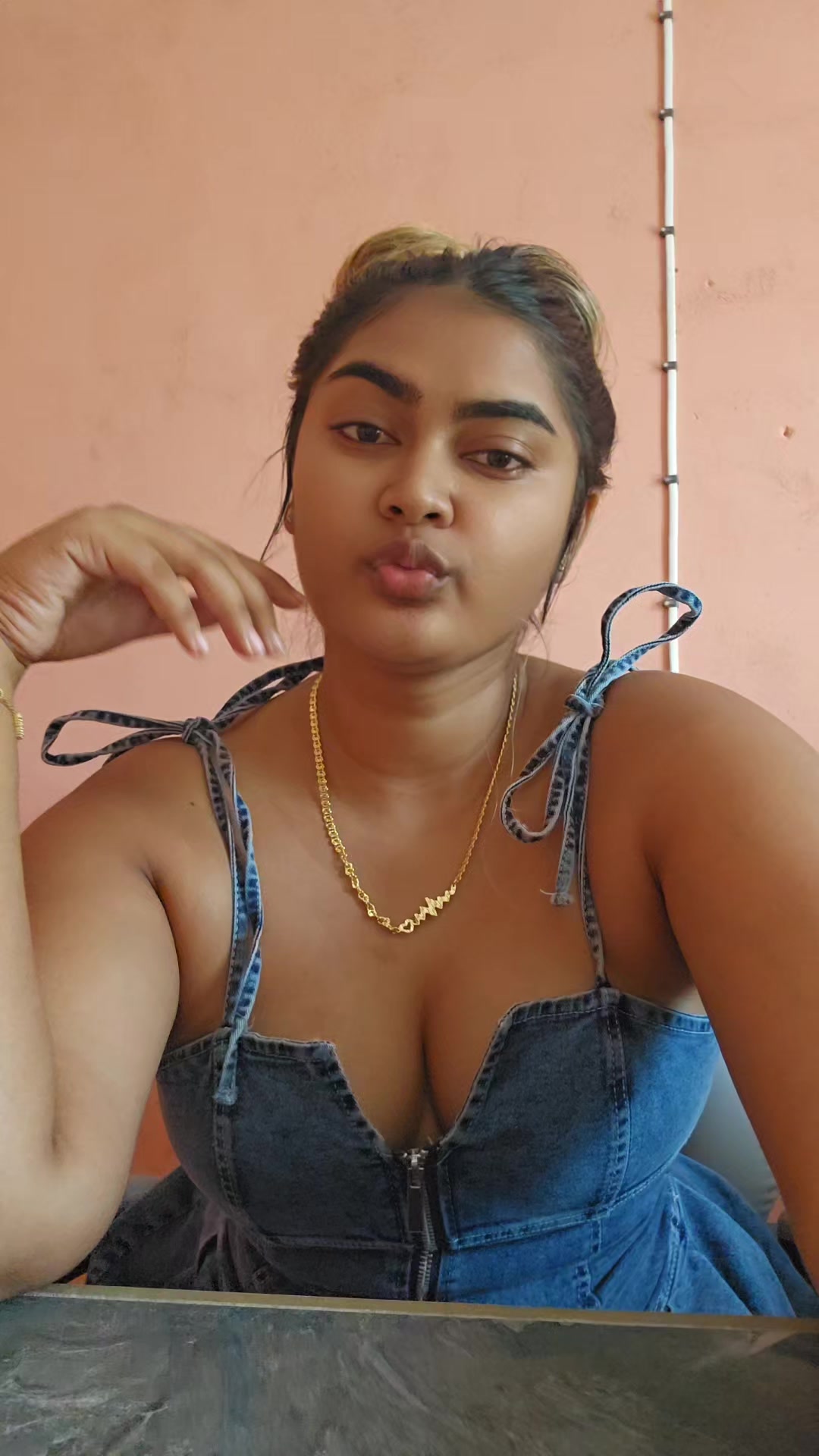 @Angile