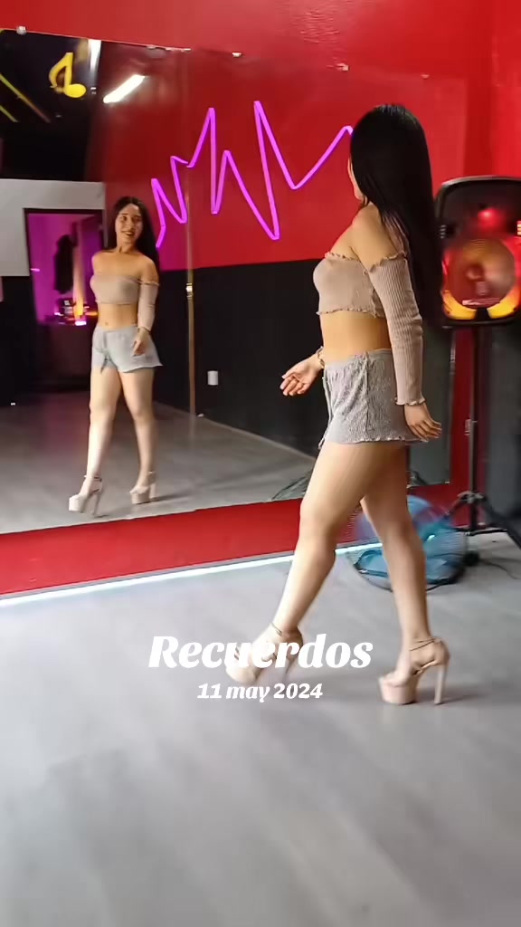 @Itzel_ledomx