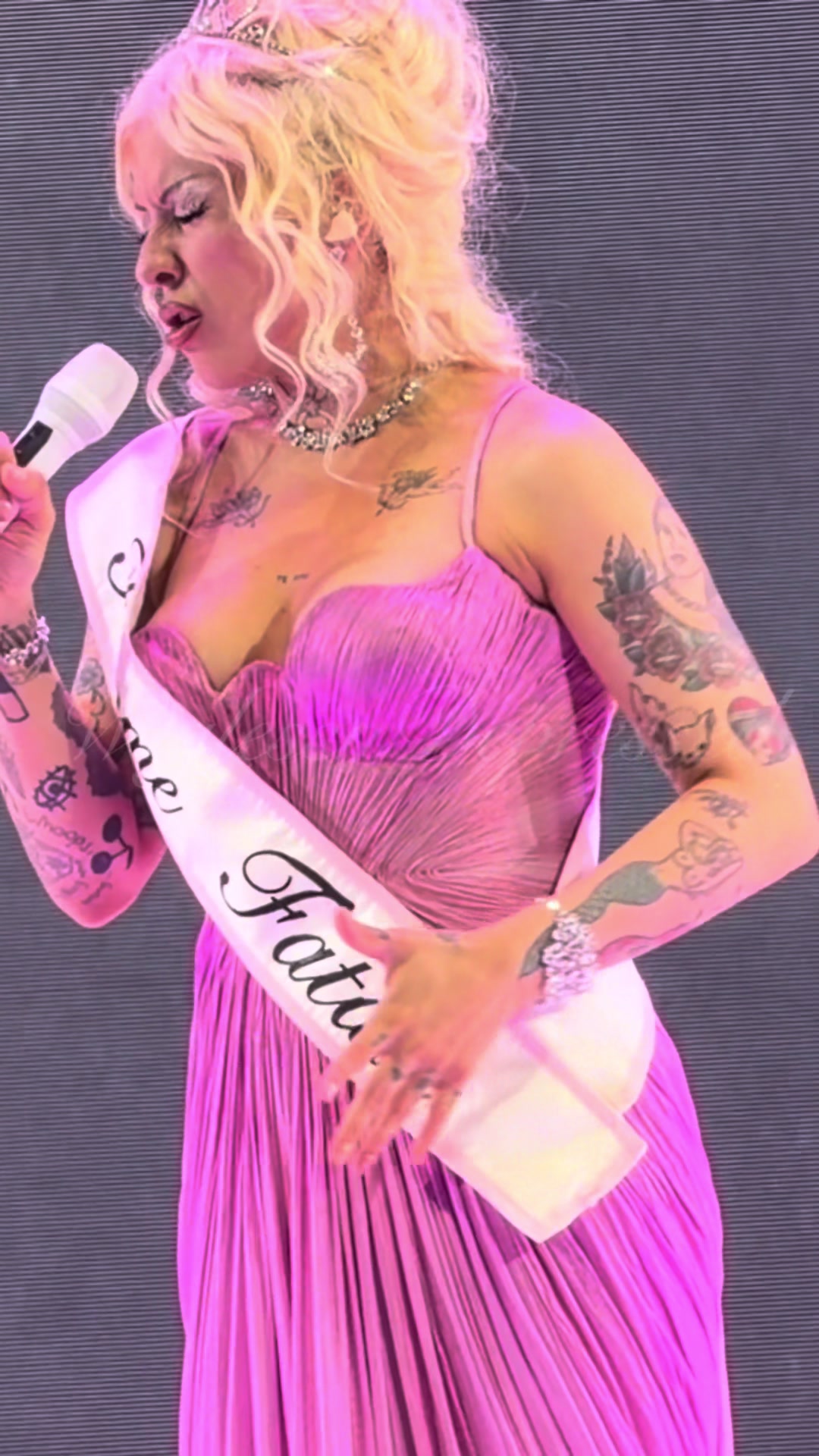 @WiglessnDepressed