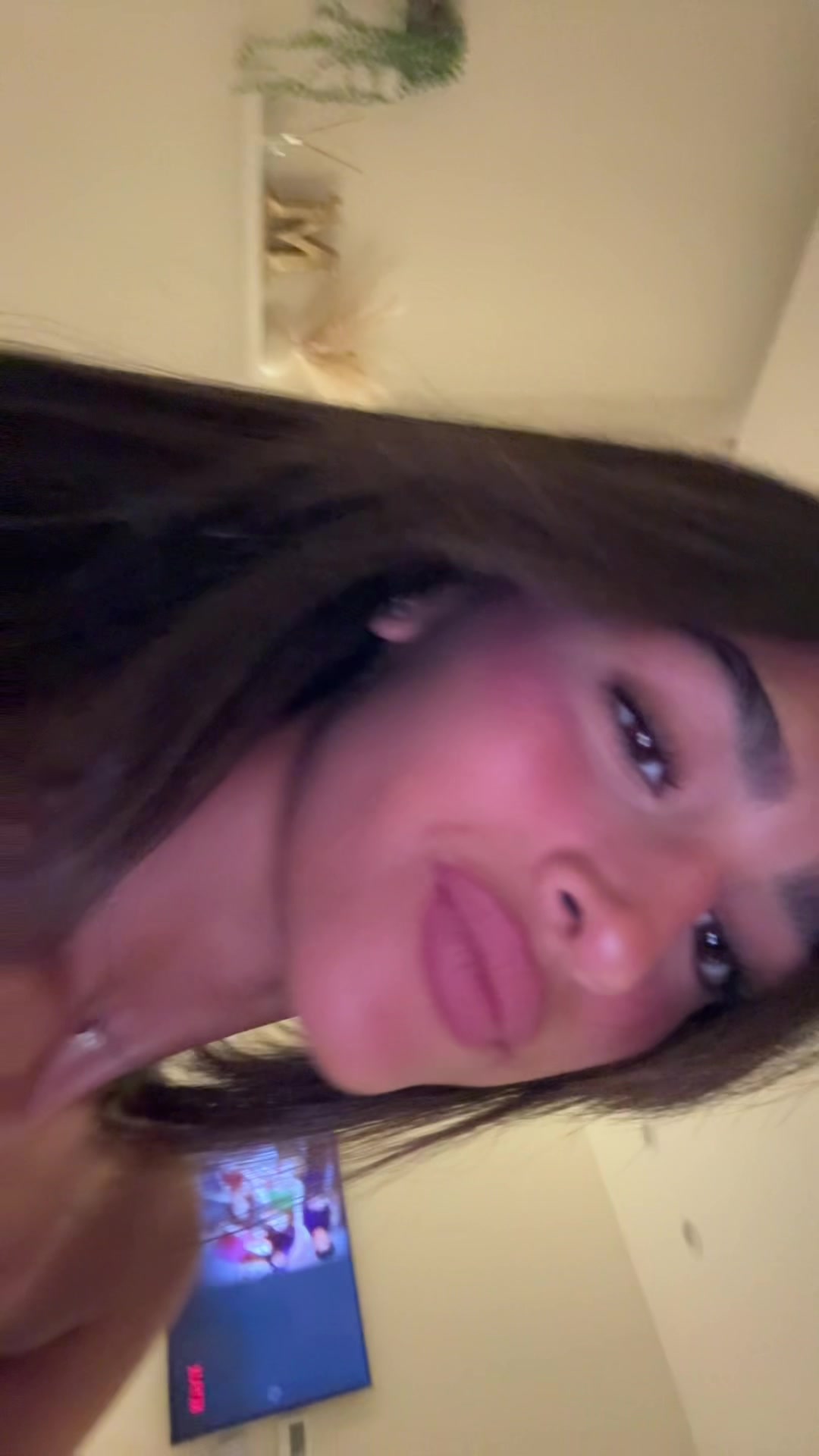 @MikaHazan