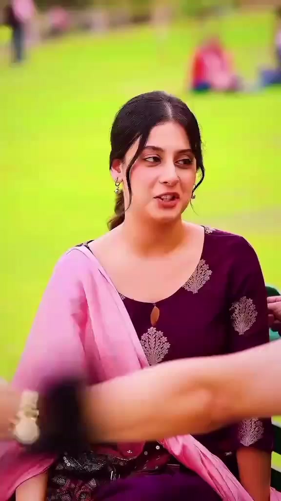 @❤️isha malviya❤️