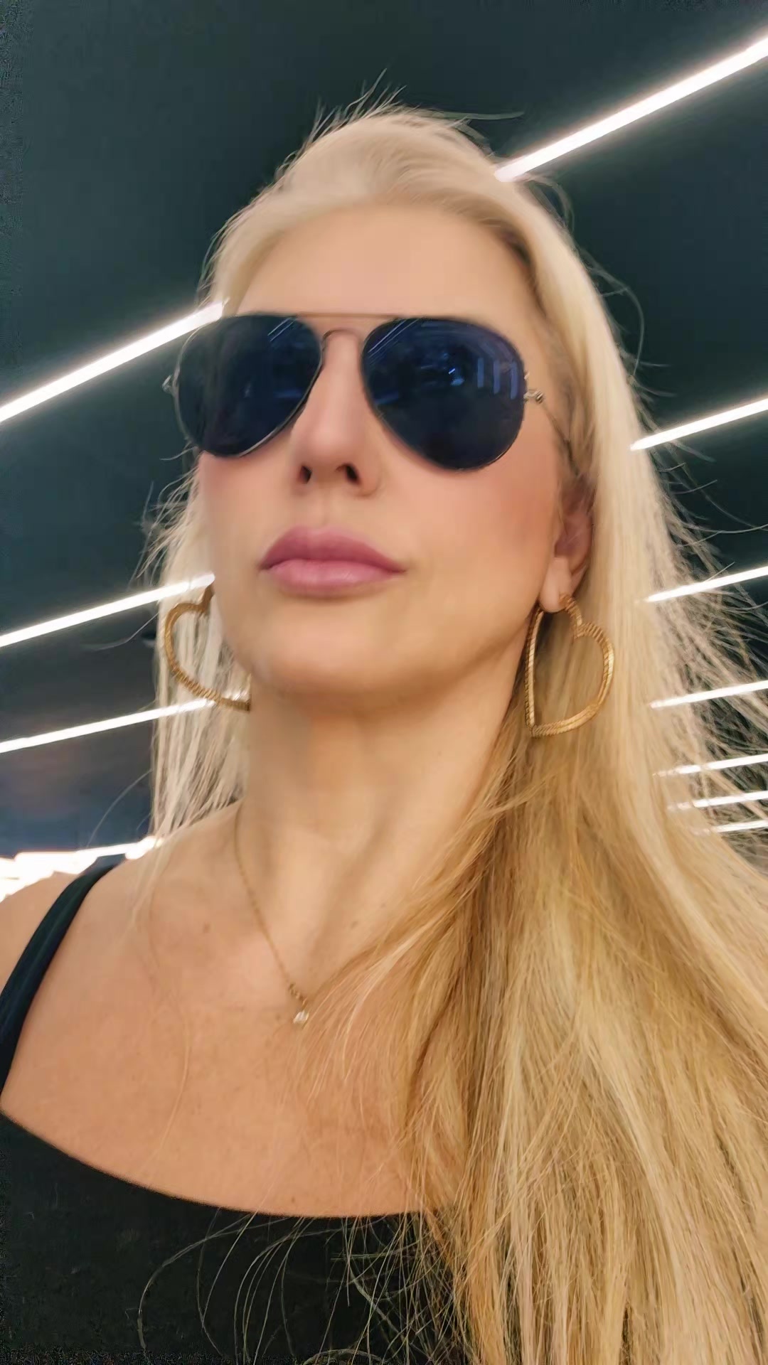 @lu