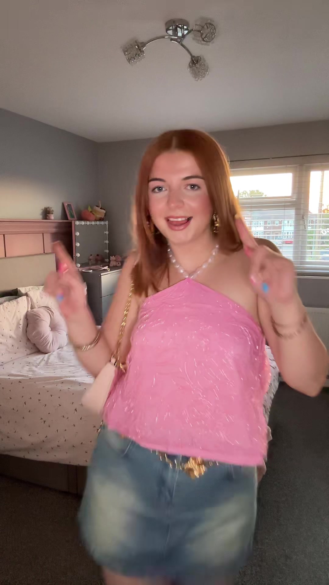 @𝐇𝐨𝐥𝐥𝐬 <𝟑