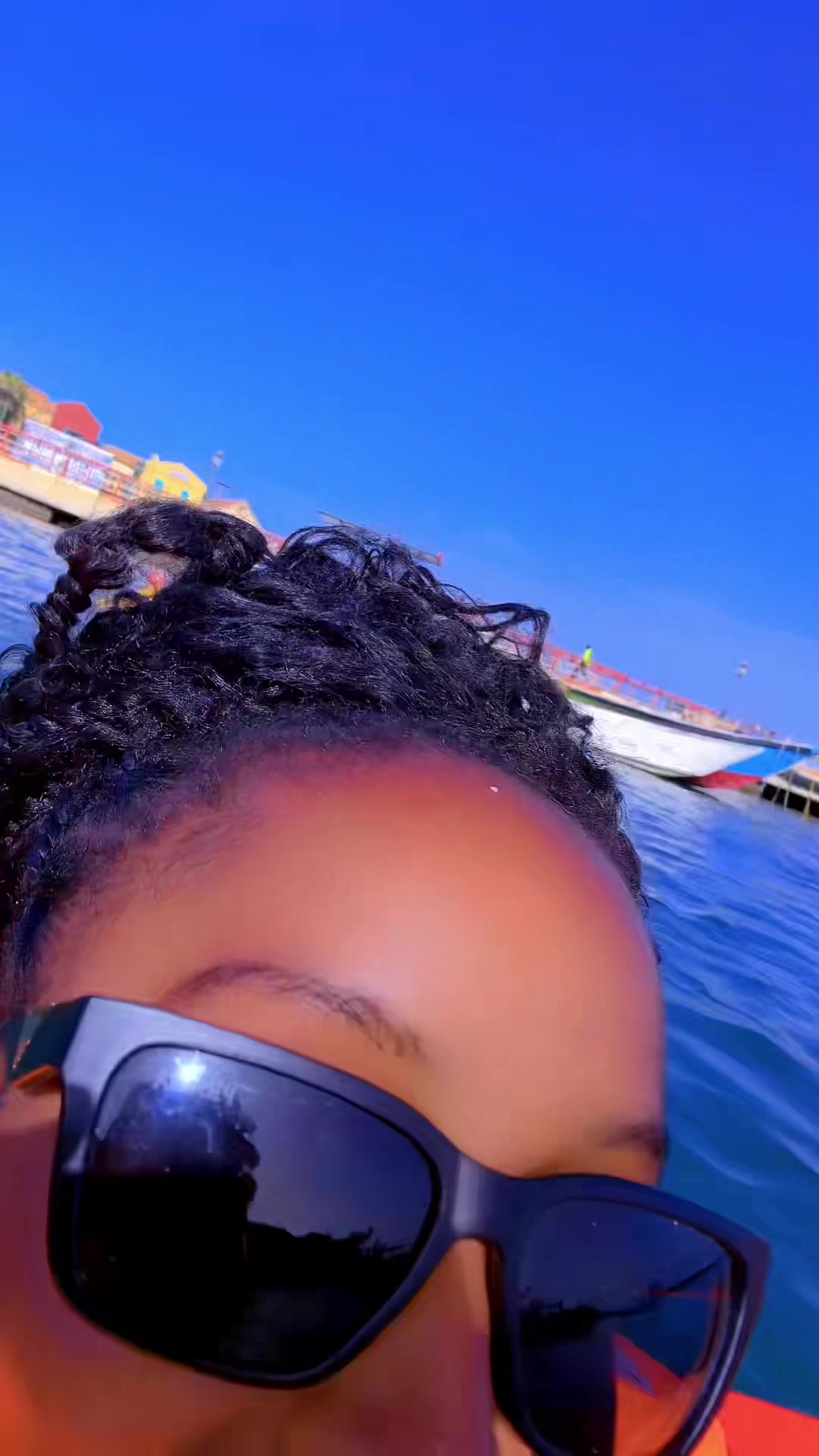 @Miss Gor&eacute;e 🏝️📍