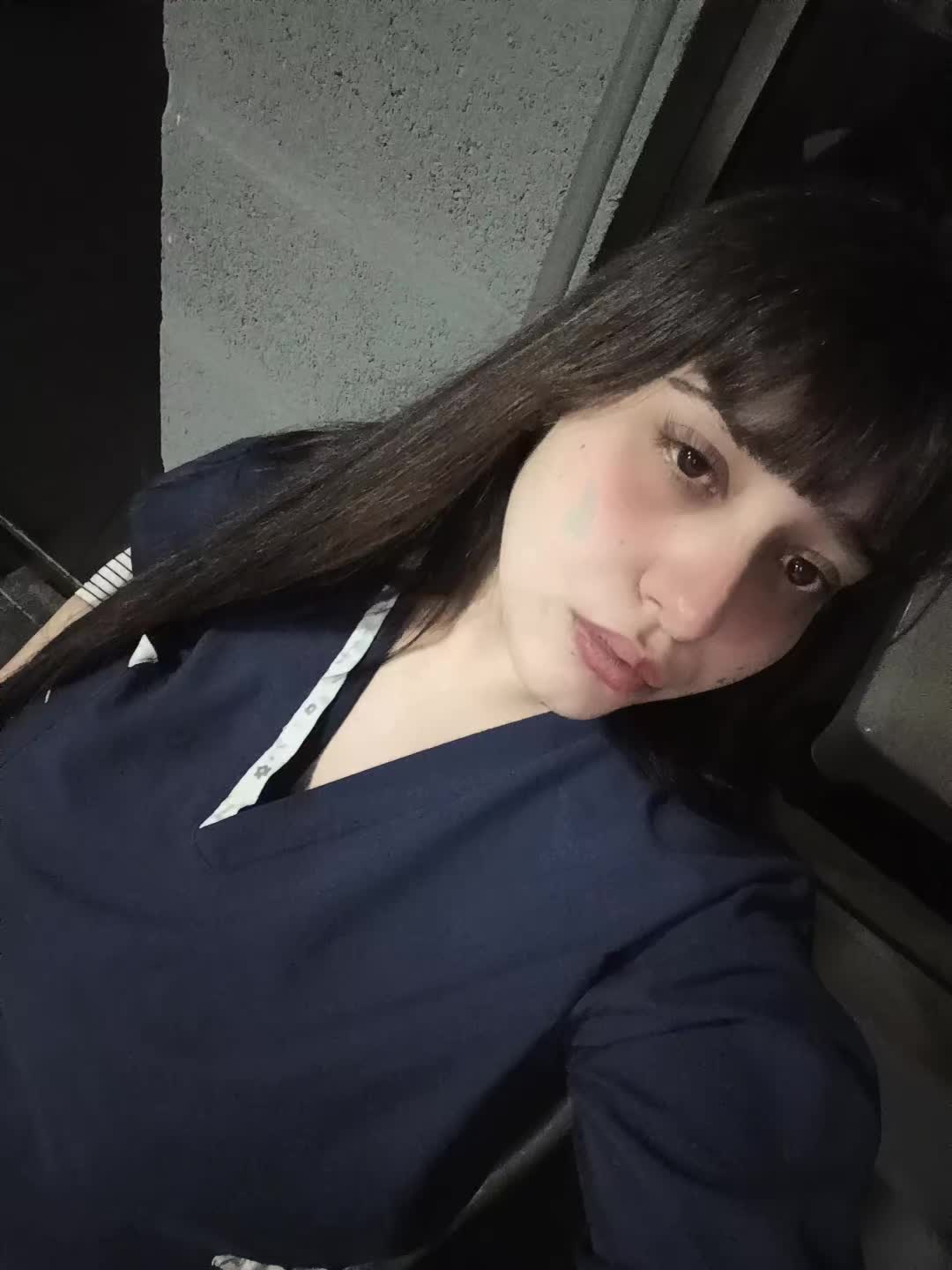 @𝔄𝔫𝔞𝔥𝔦 ℑ𝔯𝔲𝔭𝔢 🌻